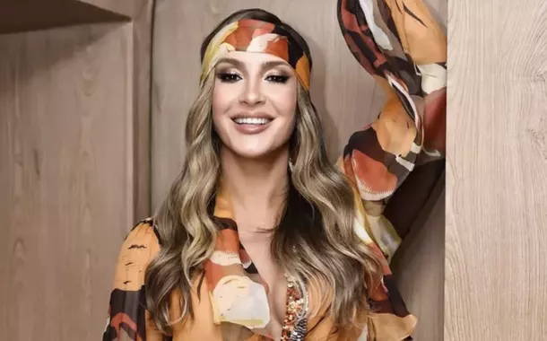 Claudia Leitte é vaiada durante abertura do Carnaval de Salvador após praticar intolerância religiosa (vídeo)