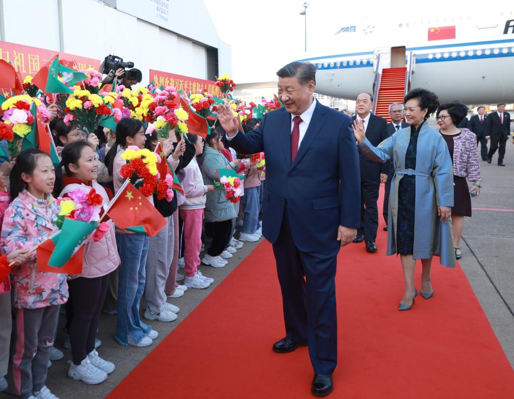 (RAEM 25) Enfoque: Xi elogia sucesso de Macau antes do jubileu de prata