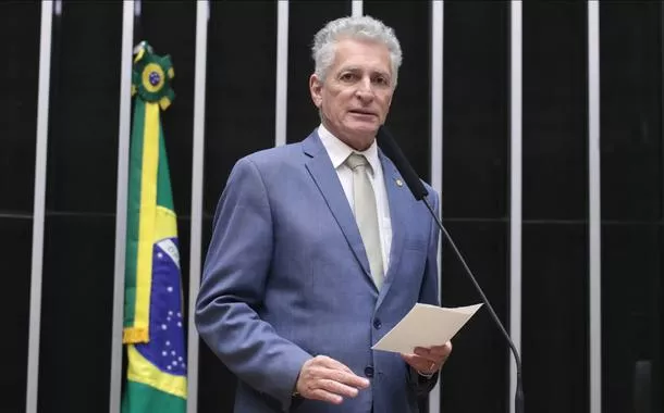 Correia apoia decisão de Flávio Dino sobre emendas: ‘não é possível fiscalizar com o modelo proposto pelo Congresso’