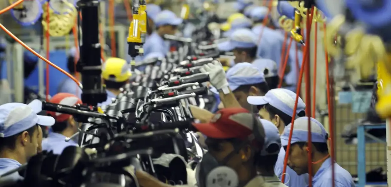 Indústria de motocicletas no Polo Industrial de Manaus 