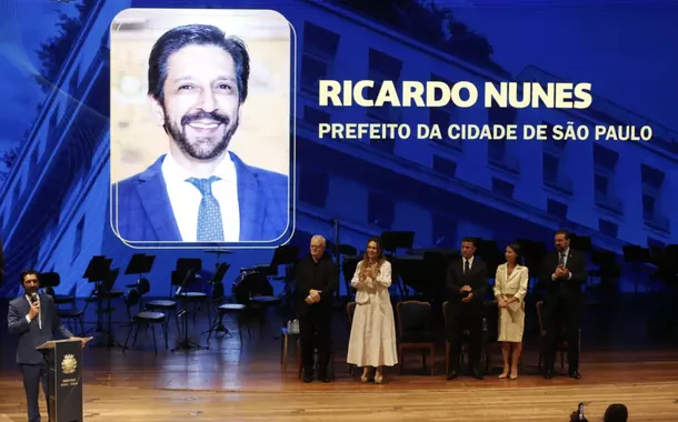 Nunes prega pacificação ao assumir o segundo mandato