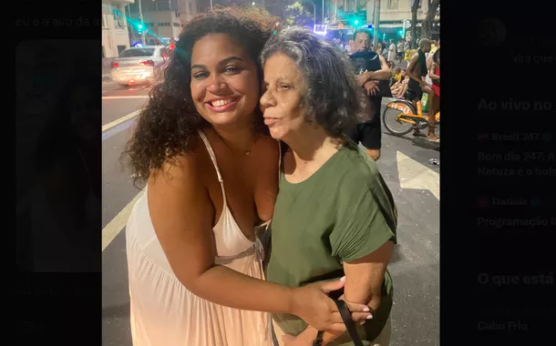 Gladys foi localizada por conta de uma usuária do X. “Eu e a avó da atriz americana Mia Goth”, escreveu a moça, que mantém uma conta de fã de Malu Galli, na legenda de uma foto com Maria.