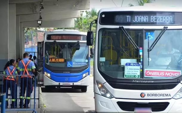 Ônibus no Grande Recife 