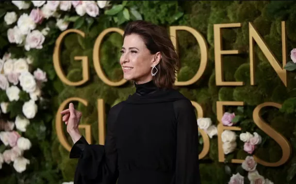 Fernanda Torres na premiação do Globo de Ouro