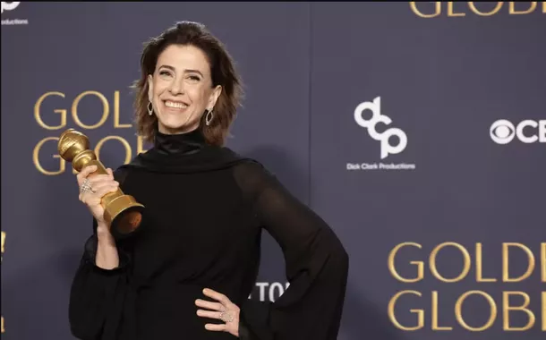 Fernanda Torres diz que Globo de Ouro "é a prova de que a arte dura na vida até durante momentos difíceis"