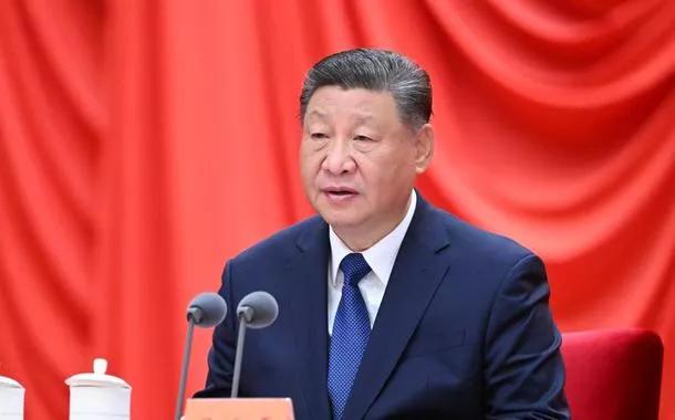 Presidente da China diz que economia do país deve se adaptar às mudanças externas