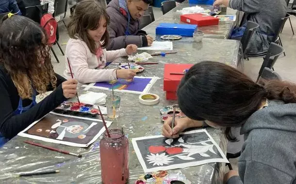 Programa Fábricas de Cultura tem vagas para mais de 800 cursos em SP