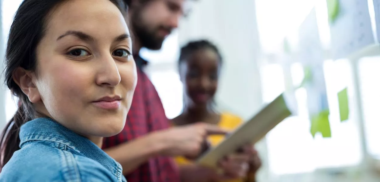 Geração Z, algoritmos e o risco de desestabilização no Brasil