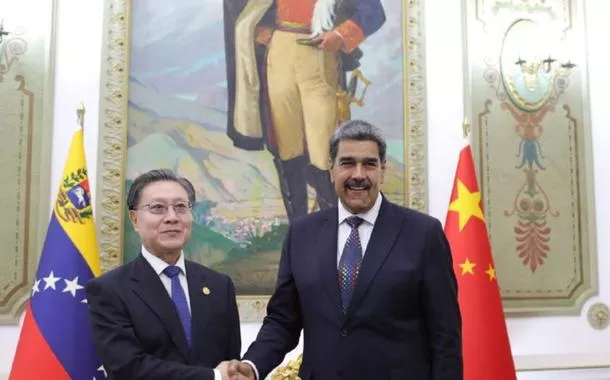 Maduro reúne-se com delegação chinesa para fortalecer laços estratégicos