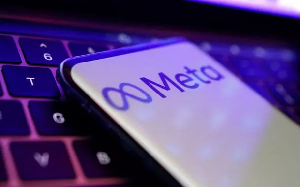 Logo da Meta em smartphone - 22/8/2022 