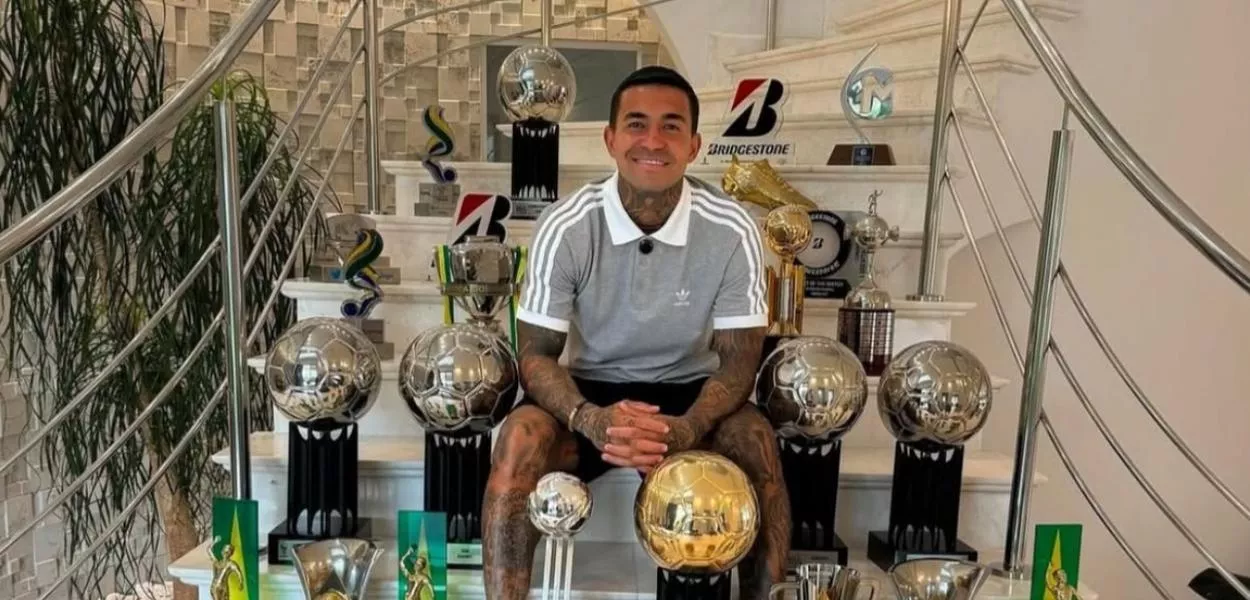 O jogador de futebol Dudu, ex-Palmeiras e atualmente no Cruzeiro