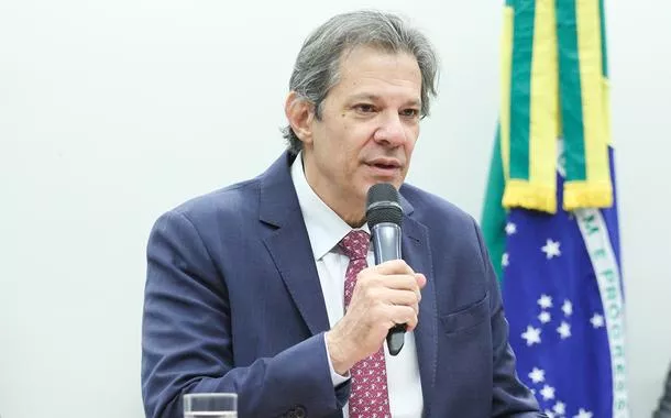 Governo estuda manter isenção do IR em dois salários mínimos em 2025, diz Haddad