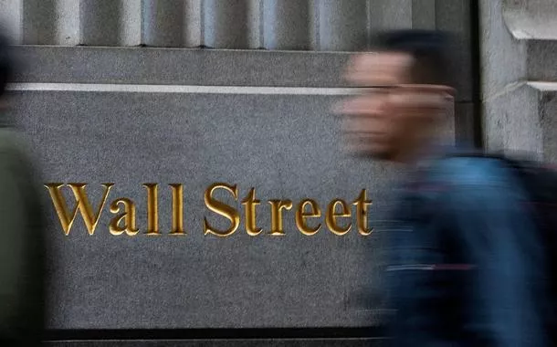 S&P e Nasdaq ficam quase estáveis após notícia de que Trump está cogitando tarifas contra Europa