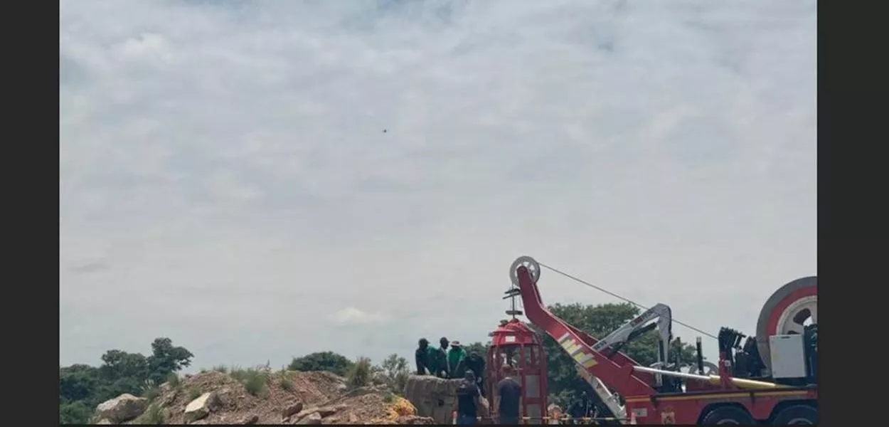 Mina em uma cidade do território sul-africano