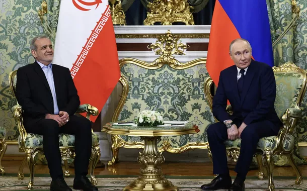 Acordo abrangente entre Rússia e Irã impulsiona relações militares