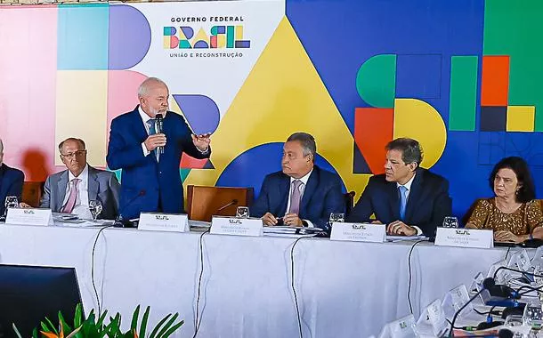 Ricardo Lewandowski, Geraldo Alckmin, Lula, Rui Costa, Fernando Haddad, Nísia Trinda e Sidônio Palmeira