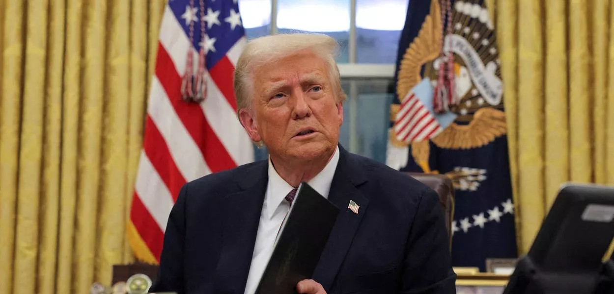 Presidente dos EUA, Donald Trump, no Salão Oval da Casa Branca - 20/01/2025