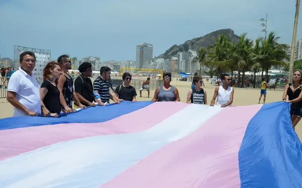 STF decide ampliar proteção da Lei Maria da Penha a casais homoafetivos e mulheres trans