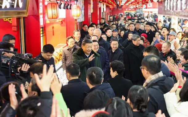 Xi inspeciona cidade do nordeste da China antes da Festa da Primavera