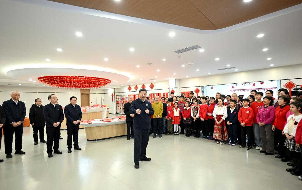 Xi inspeciona cidade do nordeste da China antes da Festa da Primavera