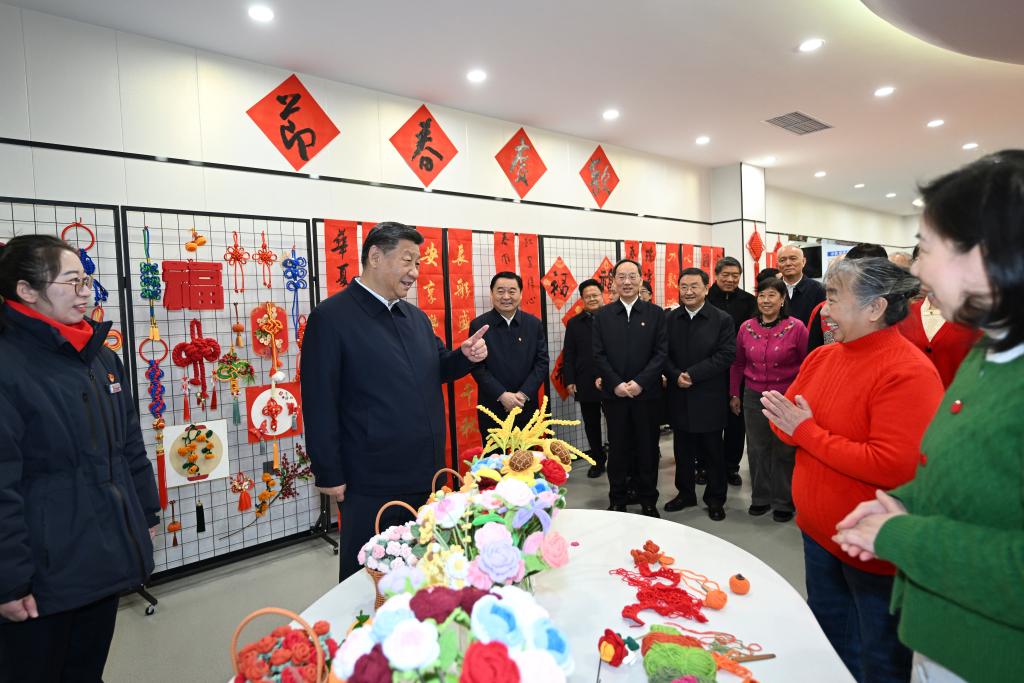 Xi inspeciona cidade do nordeste da China antes da Festa da Primavera