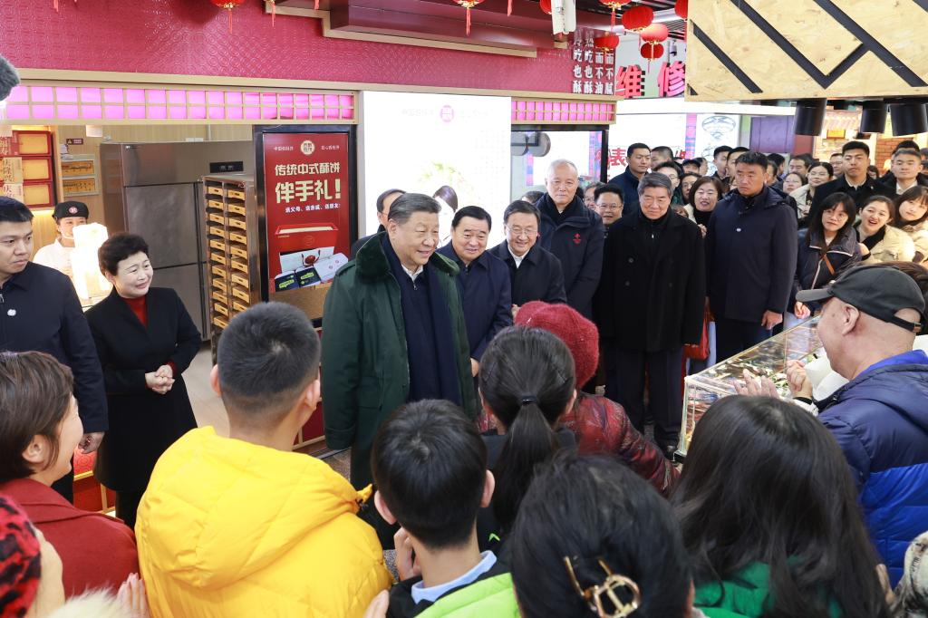 Xi inspeciona cidade do nordeste da China antes da Festa da Primavera