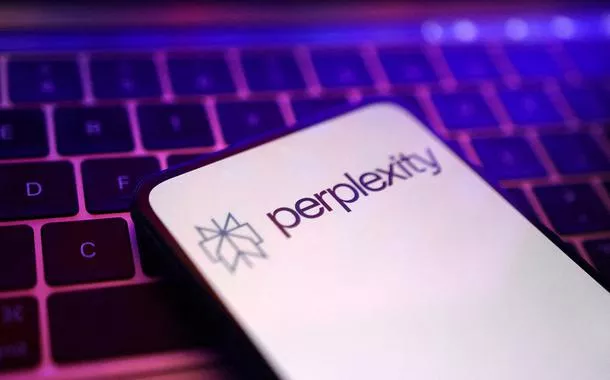 Imagem ilustrativa mostra logo da Perplexity AI
