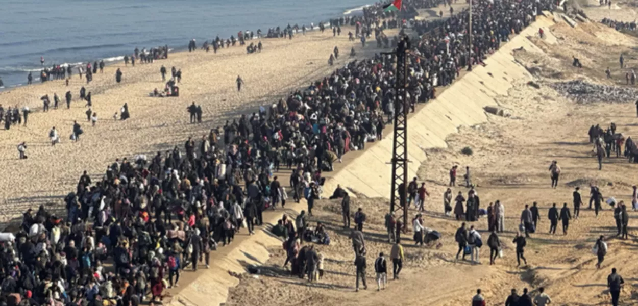 Palestinos retornam ao Norte de Gaza 