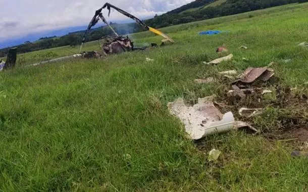 Os destroços do helicóptero