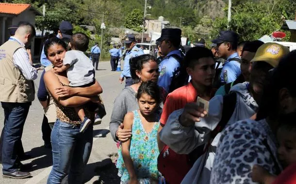 Imigração nos EUA: 1,5 milhão esperam deportação, incluindo 38 mil brasileiros