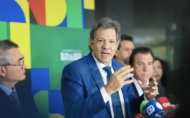 Governo busca acordo para resolver impasse na tributação de fundos imobiliários após veto