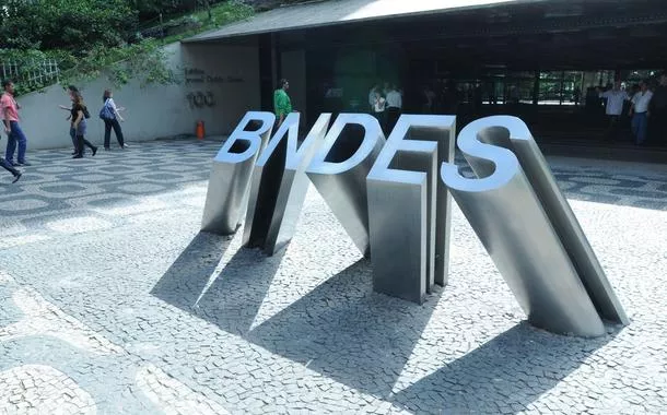 BNDES libera R$ 276,5 bilhões em crédito em 2024 e registra recordes em financiamento