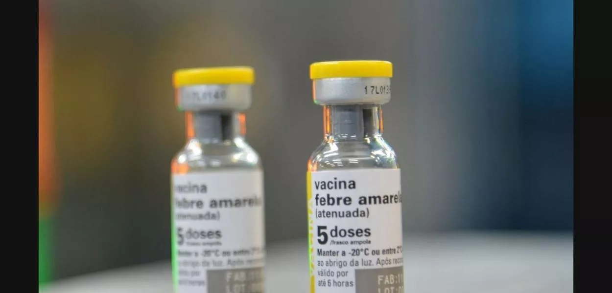 Vacina contra febre amarela