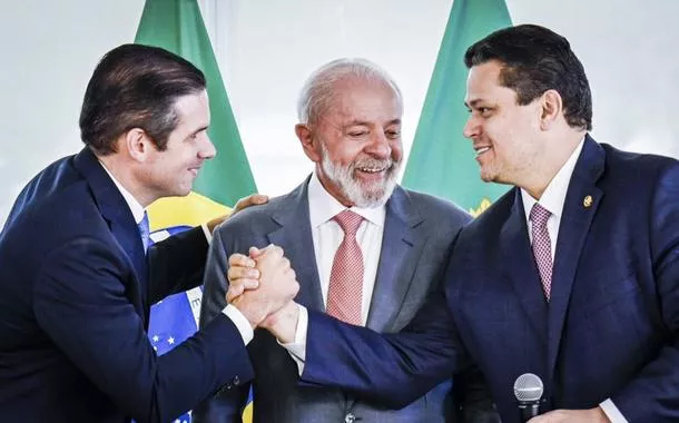 Em mensagem ao Congresso, Lula afirma que governo não irá se desviar da robustez fiscal