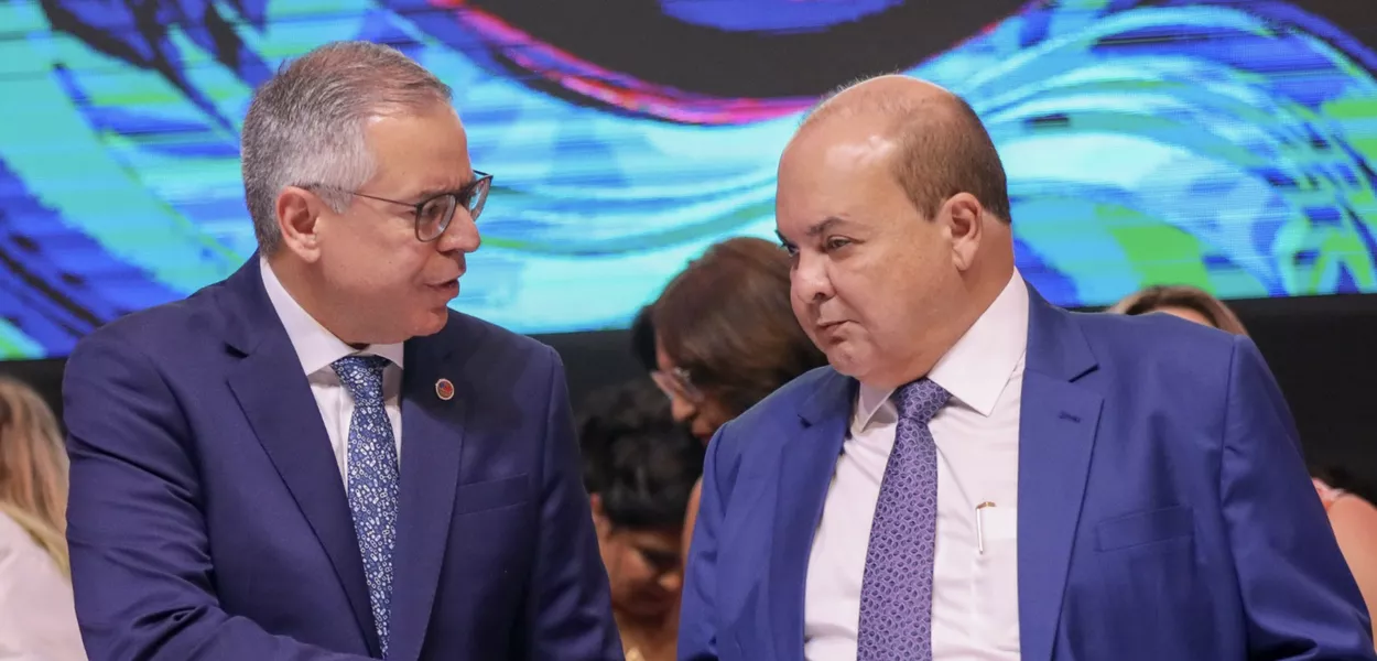 Ibaneis Rocha na posse da nova direção da OAB-DF