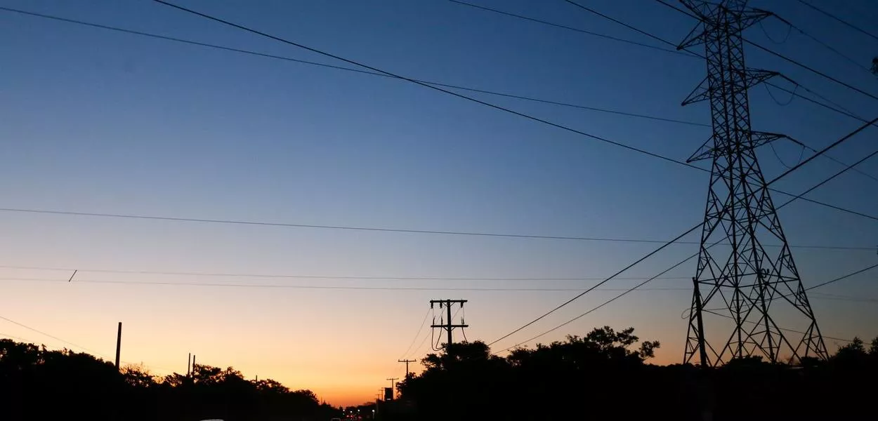 Torre de transmissão de energia
11/10/2021
