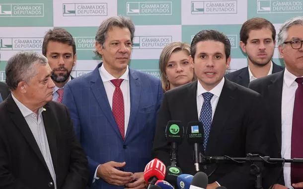 Haddad cita "projetos estratégicos" para a economia no Congresso e Hugo Motta promete "postura colaborativa"