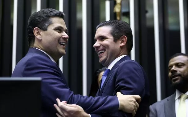 Rejeição nas alturas: com 75% e 74%, Alcolumbre e Hugo Motta lideram ranking de imagem negativa