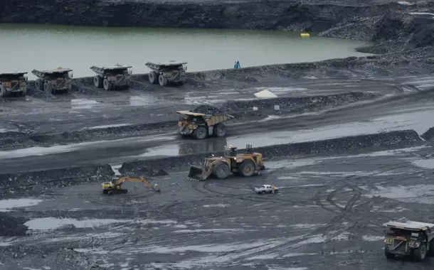 Extração de minério de ferro no Brasil