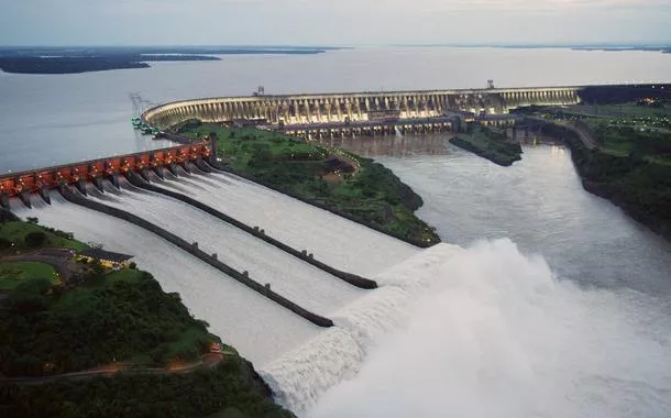 Governo publica decreto para resolver déficit de Itaipu e evitar alta tarifária