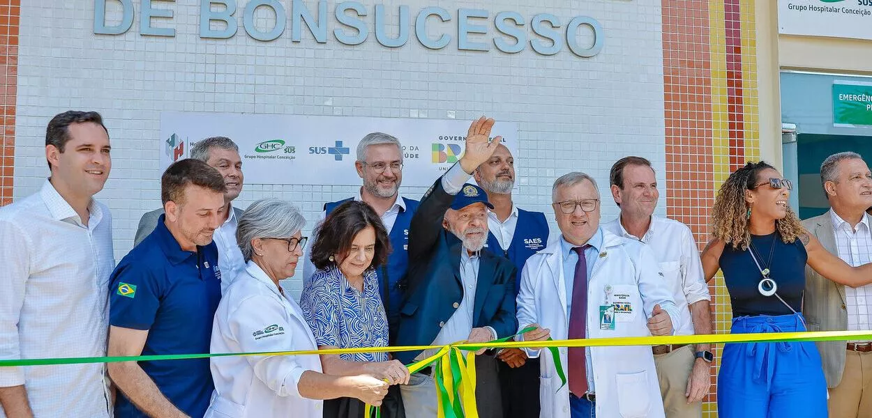 Lula em cerimônia de reabertura da Emergência do Hospital Federal de Bonsucesso