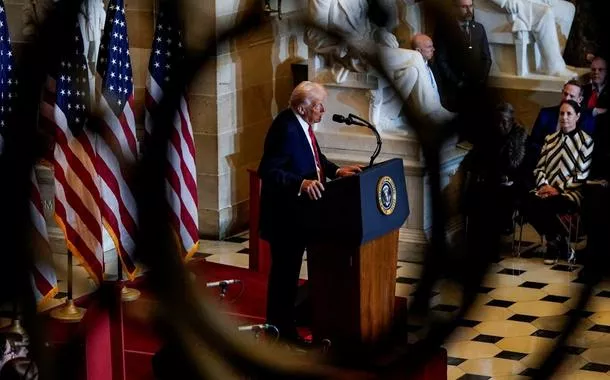 Trump diz que criará gabinete religioso na Casa Branca para combater "viés anticristão"