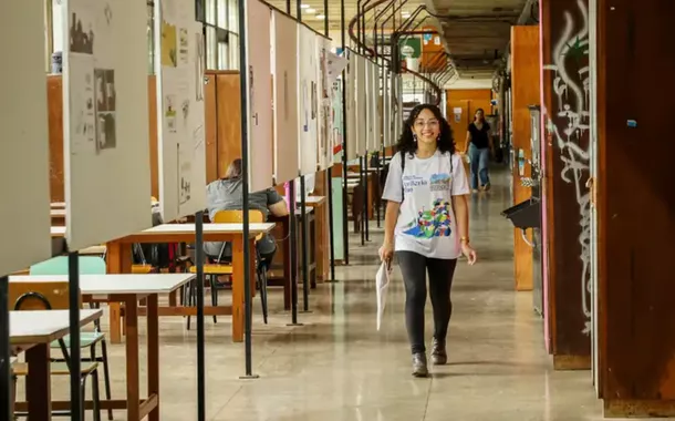 Angélica Azevedo e Silva, estudante do curso de Arquitetura e Urbanismo da Universidade de Brasília (UnB), ganhadora do Prêmio Carolina Bori de Ciência, da SBPC, na área de Humanidades