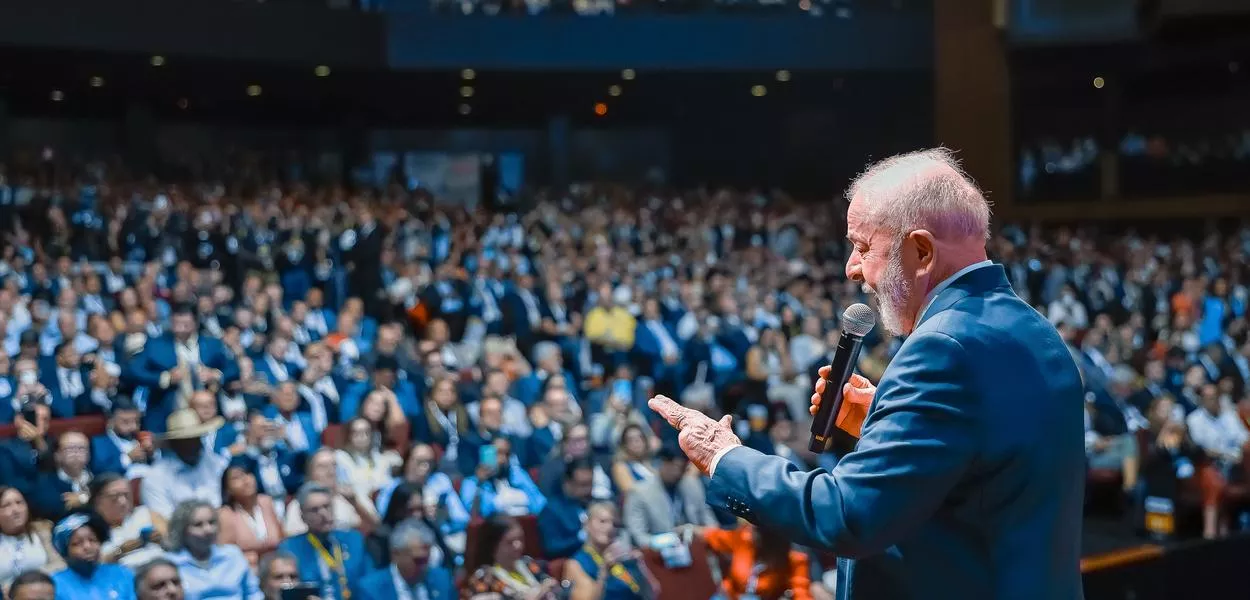 Presidente da República, Luiz Inácio Lula da Silva, durante abertura do Encontro de Novos Prefeitos e Prefeitas, no Centro de Convenções Ulysses Guimarães. Brasília - DF