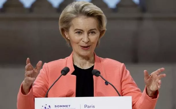 Ursula von der Leyen em Paris