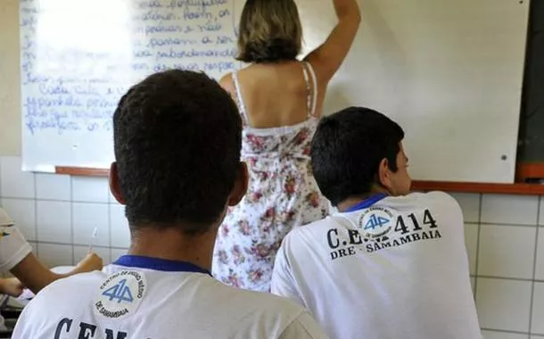 "A escola pública está em risco", alertam professoras em entrevista ao Boa Noite 247