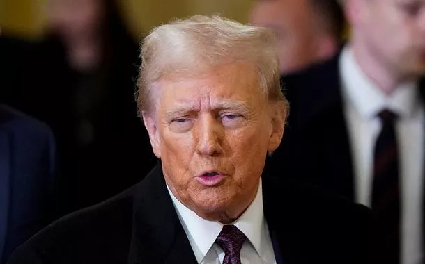 Justiça dos EUA impõe derrotas a Trump e trava cortes de verbas e políticas polêmicas