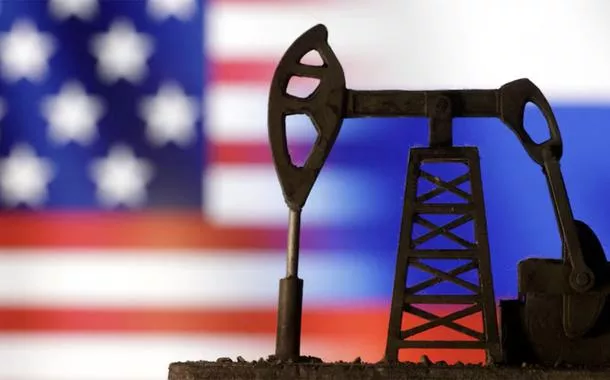 Preços do petróleo registram queda após Trump citar Zelensky e Putin para discutir o fim da guerra na Ucrânia