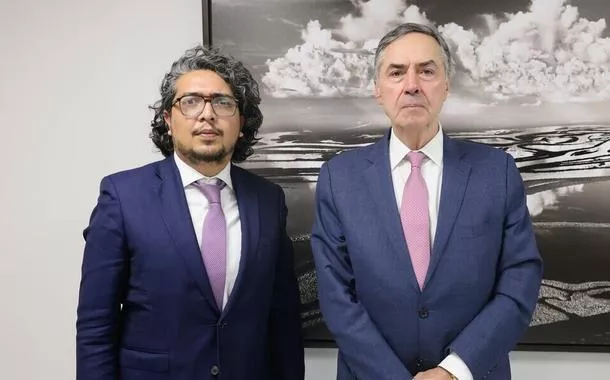 Pedro Vaca Villarreal e Luís Roberto Barroso