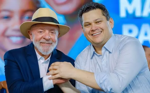 Amizade entre Lula e Alcolumbre não rende votos do União Brasil